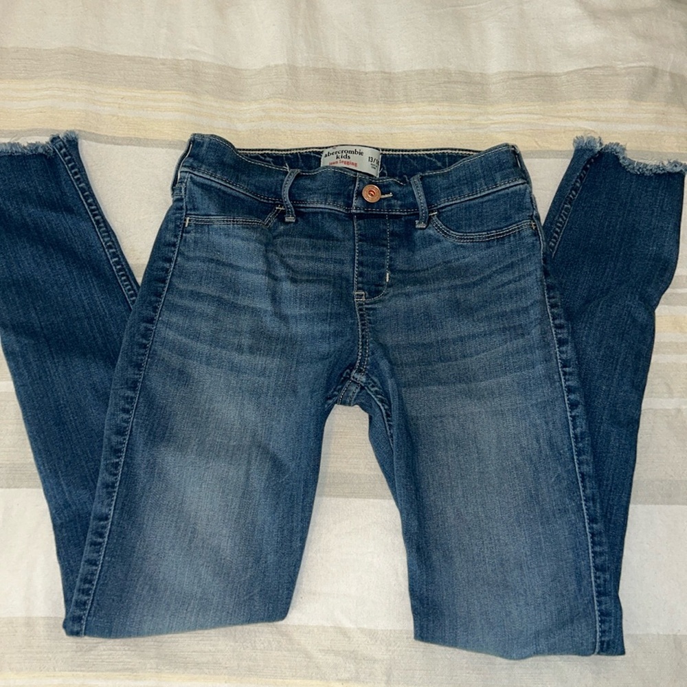 Abercrombie pull on soft jean leggings